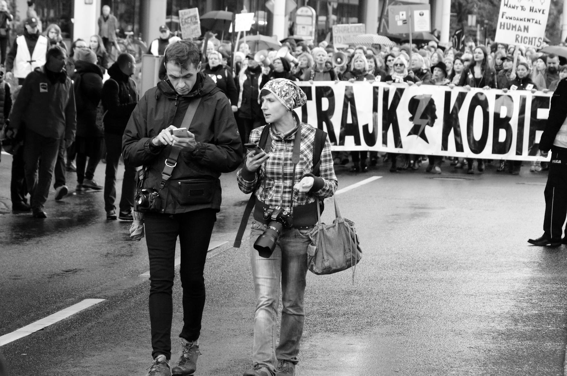Piłkarki ręczne Sośnicy Gliwice świętujące awans do Orlen Superligi Kobiet